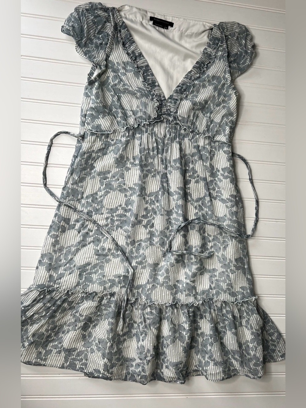 BCBG Maxazria XS Light Blue Silk Dress Pullover  Cap Sleeve High Waist 1352